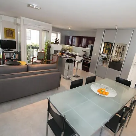 Apartment Montmartre - Ruisseau - Magnifique Artistique